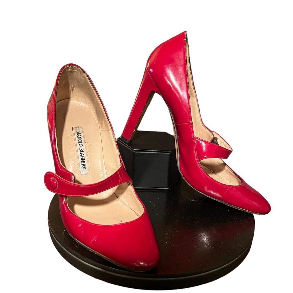 Manolo Blahnik Coveted Mary Jane’s in Red Patent Leather Sz 39